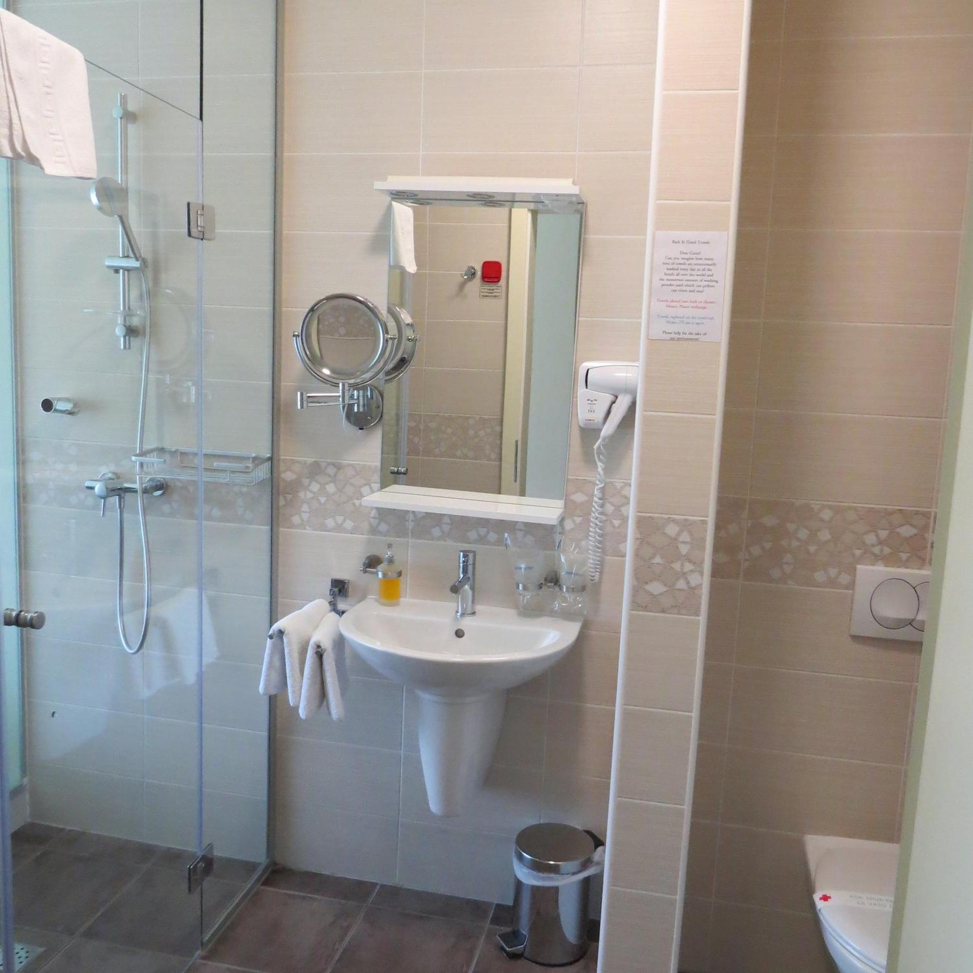 Pernica Siker B&B Hotel מראה חיצוני תמונה