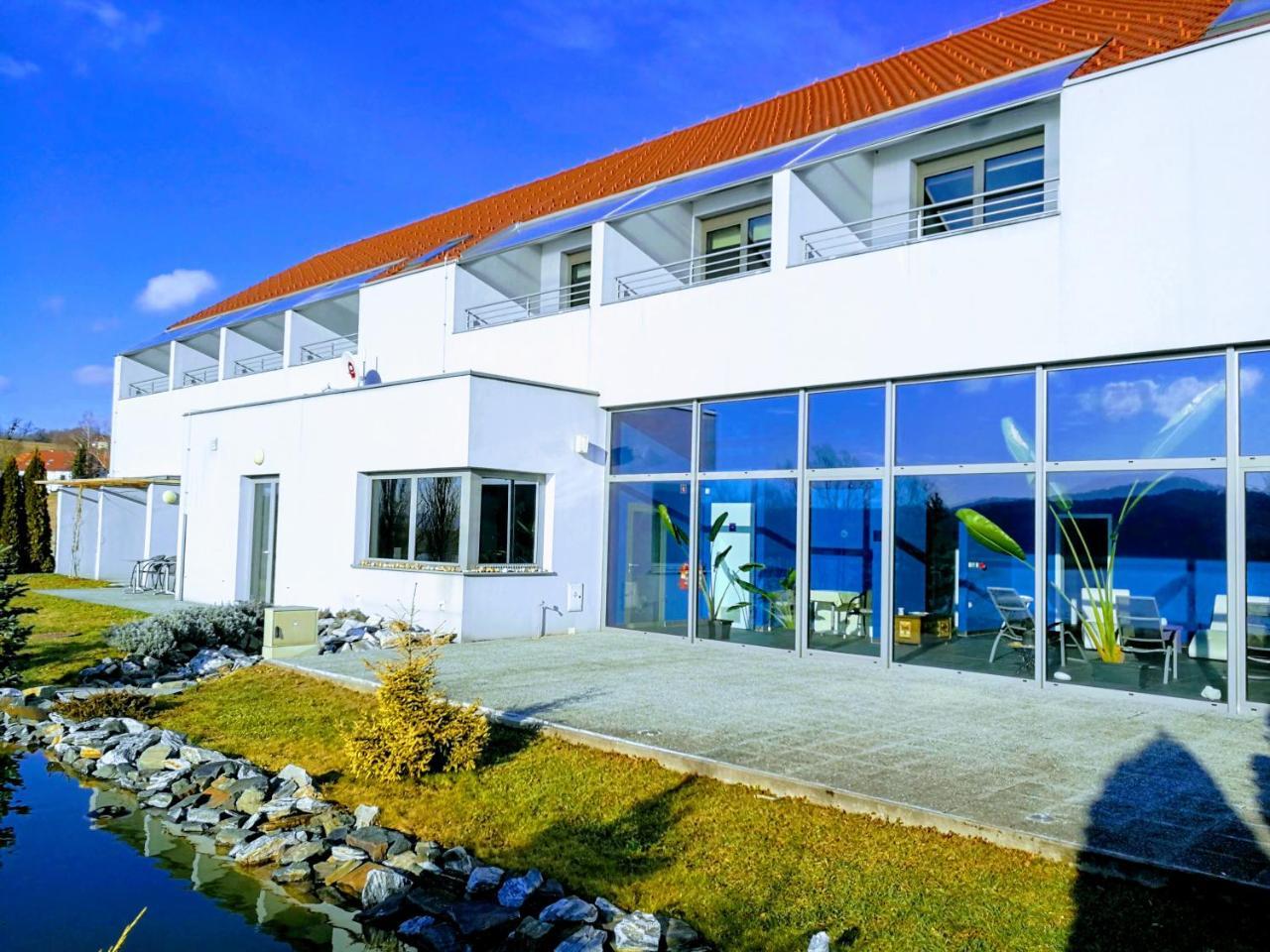 Pernica Siker B&B Hotel מראה חיצוני תמונה